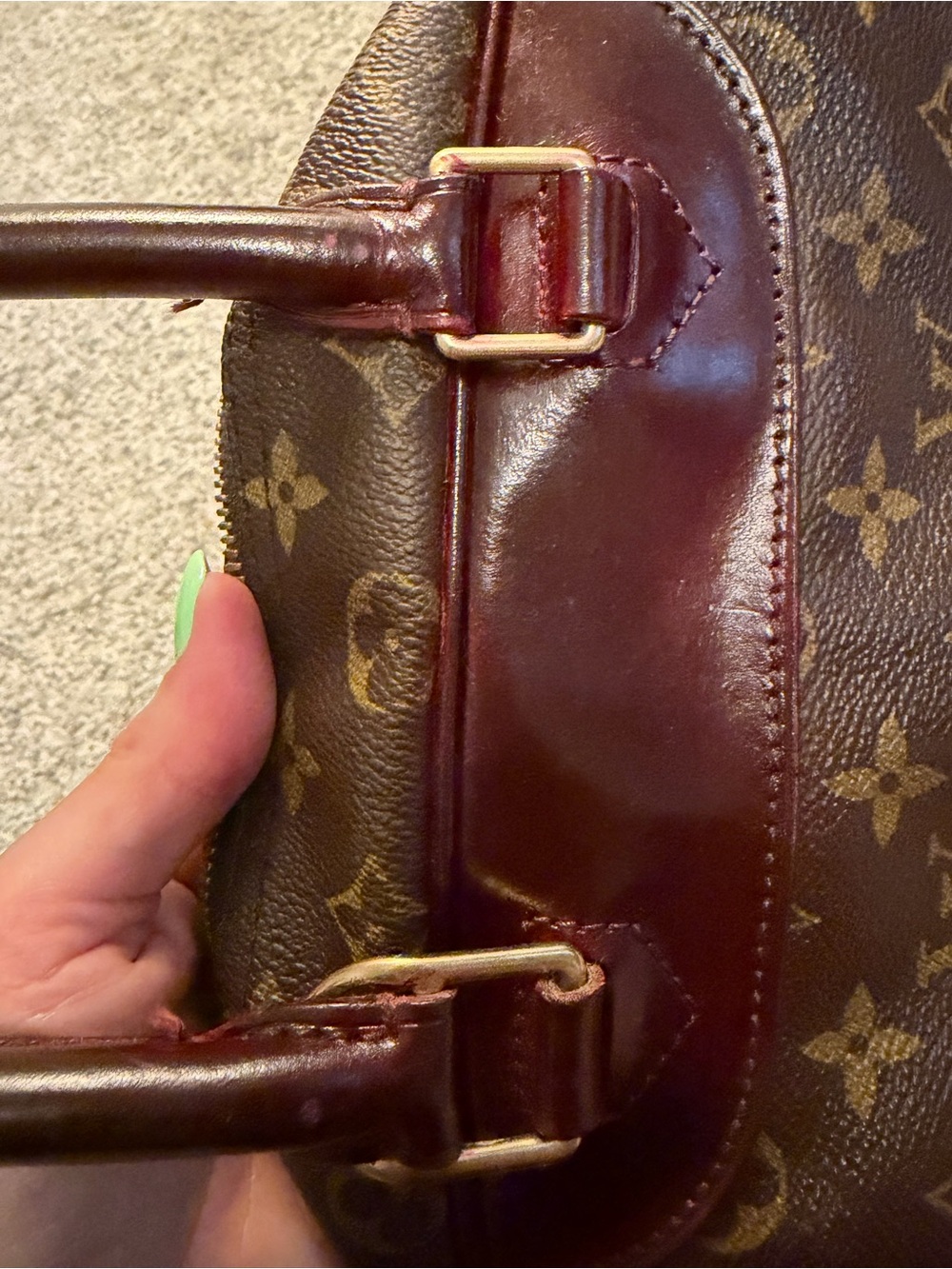 Louis Vuitton Deauville Monogram Satchel, Burgundy Model M4726 - Picture 9 of 14